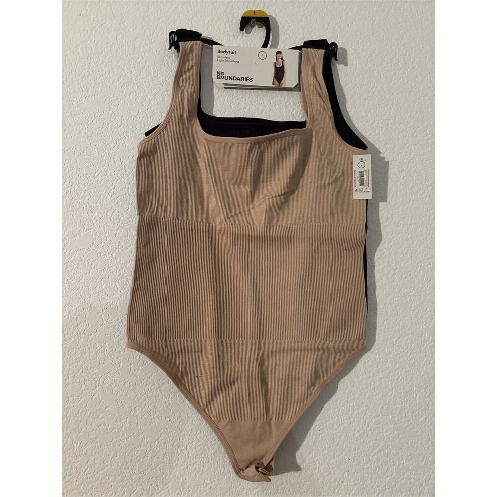 2 Pack Women’s No Boundaries Bodysuit NWt Large Seamless Light Soothing